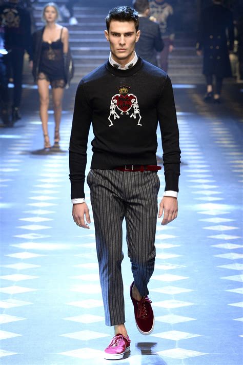 veste dolce gabbana homme 2017|Dolce & Gabbana Fall 2017 Menswear Collection .